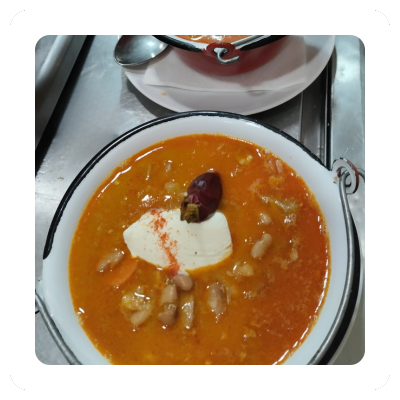 Gulash de alubias