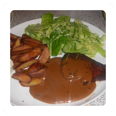 Escalope de Viena con salsa de pimienta y crema